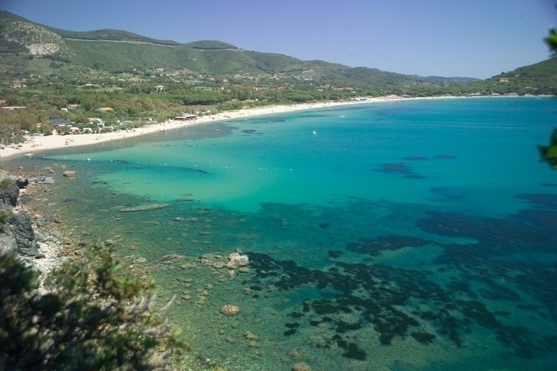 Qualcosa su Lacona.. - il giardino di sabbia